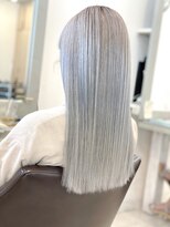 ヘアーサロン イルア 北越谷(hair salon I'LUNA)&nbsp;ホワイトシルバー
