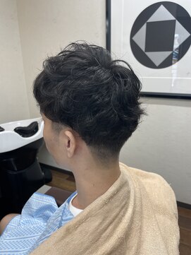 バーバー ヤングケン(BARBER YOUNGKEN) フェードパーマスタイル