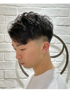 ヨシザワインク プレミアム 横浜 桜木町店(YOSHIZAWA Inc. PREMIUM) メンズ刈り上げ×ツーブロック×ナチュラルフェード