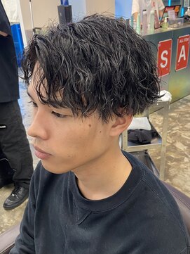 ツイストスパイラルアップバング