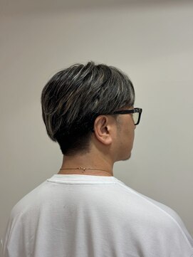 エルパティオ(EL PATIO) ハイライト/センターパート/大人/渋髪/白髪ぼかし