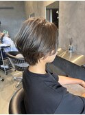 ショートボブとグレージュ