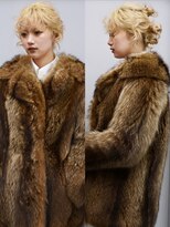 ヴァーディ オモテサンドウ(Vardy omotesando)&nbsp;blonde/ブリーチ ハイトーン ブロンド ヘアアレンジ 表参道