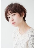 柔らかカールの束感ショートスタイル