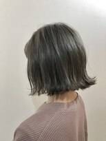 コロ(COLO)&nbsp;【COLO 吉祥寺 都甲菜穂】切りっぱなしグレージュ