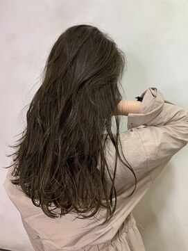 オースト ヘアー ステラ 新宿店(Aust hair Stella) かき上げカーキネイビーグレー