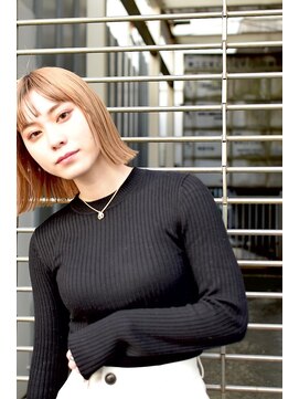 ミエル ヘア 新宿(miel hair) 〈mielhair新宿〉ハイトーン　切りっぱなしボブ　イルミナ