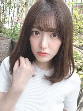 シルクレイ 新宿店(Silk-lei) 大人かわいいカーキグレージュ,フェザーバング20代