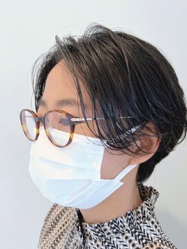 アッシュ 長津田店(Ash) 眼鏡に似合うハンサムショート