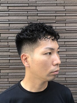 ユーボン(YOUBON) フェード×無造作パーマ