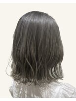 シロ(shiro)&nbsp;シルバーグレー/パールシルバー