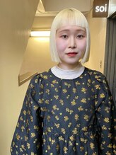 ソイ 下北沢(soi) 【White blond】オン眉/ミニボブ/ケアブリーチ