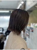 切りっぱなしボブ×オリーブグレー