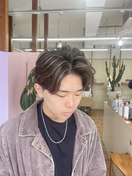 ハニー(HONEY) メンズハイライト/パーマハイライト/岡崎メンズハイライト