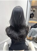 暗髪グレージュ×レイヤーカット