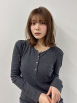 イル 天神西通り店(ill)&nbsp;20代30代ボブ/ミディアムレイヤー／グレージュ/透明感/天神/大名