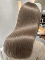 レヴァ(LEVA)&nbsp;茨木ブリーチで叶えるミルクティーベージュ透明感カラー