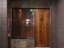 リヴァイブ(Revive)の雰囲気（近鉄五位堂駅から徒歩2分☆階段を上がっててビル２Ｆすぐ）