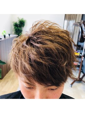 イーズヘアー(Eaze Hair) マッシュショート