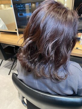 コスアンドコウ 横浜山下(Cos&Co.) クールビューティーなash pink くびれミディ イメチェン