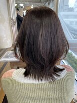 くびれカットミディ（マッシュくびれヘアメルティカラー