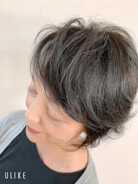 ヘアメイク アンティ ３D「脱白髪染めふんわり美人ショートスタイル」♪