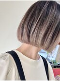 内巻きボブ＋バレイヤージュ