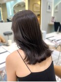 くびれミディアムの後ろ姿◎イノアカラーで艶感アップ！