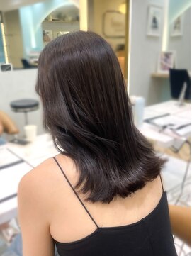 ロンドプランタン 恵比寿(Lond Printemps) くびれミディアムの後ろ姿◎イノアカラーで艶感アップ！