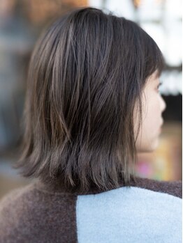 【透明感でオシャレ度UP☆】トレンドをしっかり取り入れながら”あなただけの似合わせカラー”をご提案♪