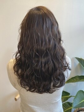 マーリー(marlee) ダウンスタイル