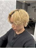 ブロンド7:3センターパート