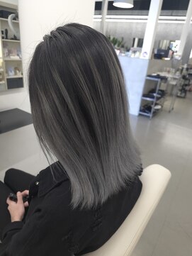 ゴットラトゥール(GOTTO LATOUR) グレー/シルバー/ハイトーン/グラデーション