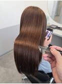 茨木市で唯一【縮毛矯正とカラーを同時に行える】スタイリスト★