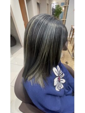 アース オーセンティック 岡山青江店(EARTH Authentic) お白髪ぼかしハイライト☆彡