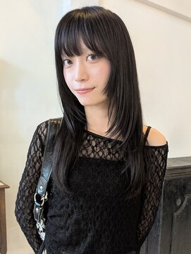 アンジェリカ(Angelica) レイヤーカット　ダークグレー　ロングヘア
