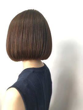 コピーヌ 高田馬場店(Copine) 清楚なナチュラルカラーの王道☆ココアブラウン×ワンレンボブ☆