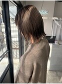 ★ハイトーングレージュカラーの外ハネボブ★前田茜
