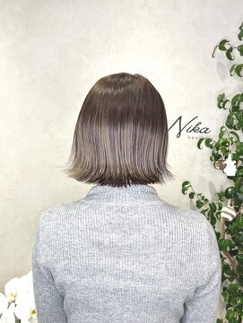 ニカ ボーテ(Nika beaute) 切りっぱなしボブ☆オリーブベージュ☆