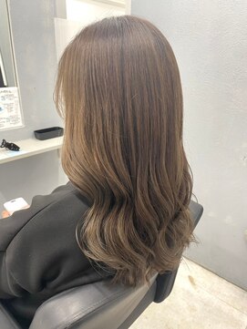 エル 新小岩(elu) 美髪/ワイドバング/レイヤーカット/くすみベージュ/新小岩駅