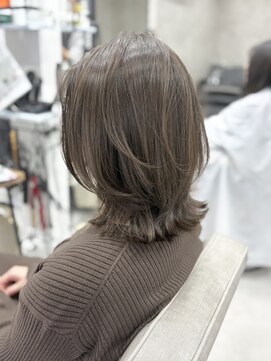 ガーデン バイ イル(GARDEN by illu Co.Ltd) 30～50代くびれヘア×暗すぎないアッシュグレー