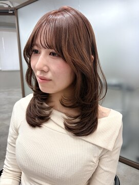 ボタン ハカタ(VOTAN hakata) 【前田七音】ミディアムレイヤー× ブラウンベージュ♪