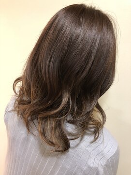 テラス アヴェダ 大丸心斎橋店(Terrace AVEDA) アクセサリーカラー