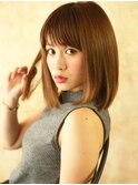 ふんわりボリュームミディー 毛先のふんわり感がカワイイ！