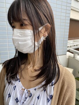 アローム(alom) ロング×顔周りレイヤー