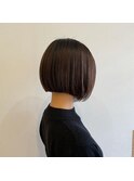 ぱつっとボブ