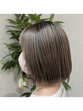 リーフ(LEAF) シャドールーツ