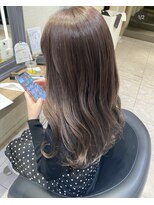 ケンジ 横須賀中央(KENJE) くすみピンクグレージュ