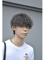 ブレイズ ザ サロン(BLAZE THE SALON)&nbsp;簡単スタイリング波巻きスパイラル黒髪マッシュ【BLAZE 大庭】