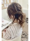 ルーズポニーテール　ルーズヘアアレンジ